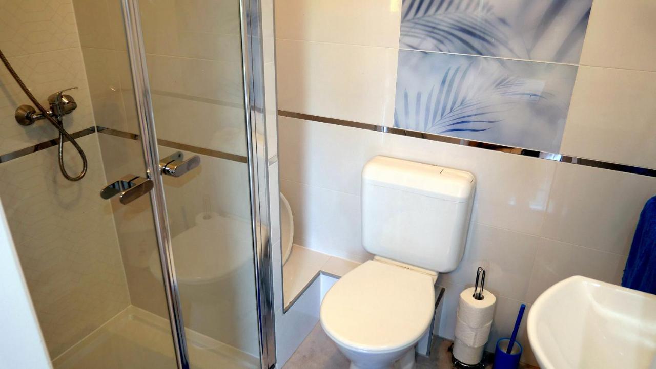 Papp Apartmanhaz ボニャルツバシュ エクステリア 写真