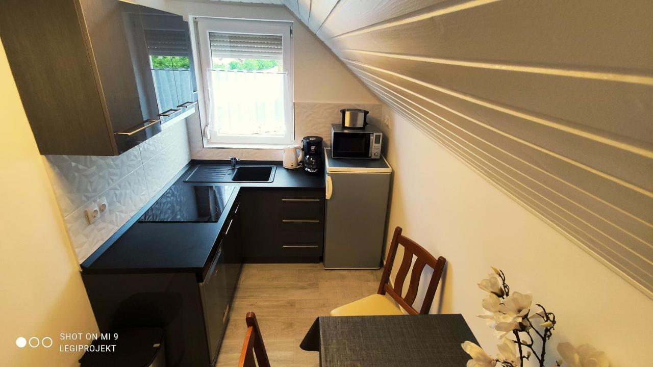 Papp Apartmanhaz ボニャルツバシュ エクステリア 写真